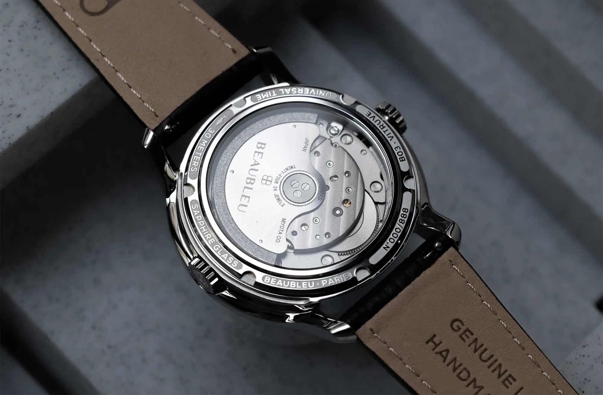 masse oscillante mouvement montre