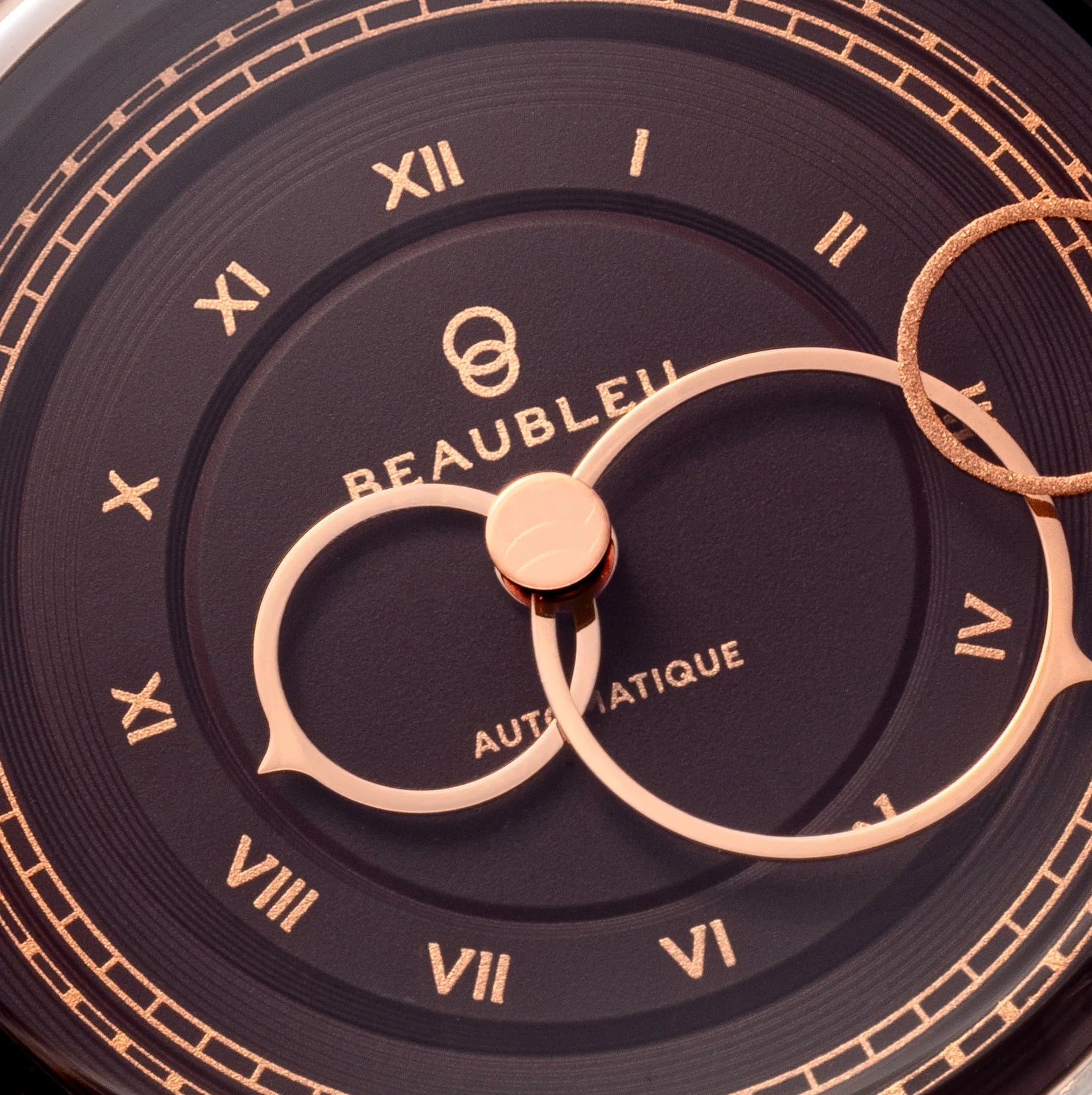 Gros plan sur le cadran de la montre La Pièce Moka