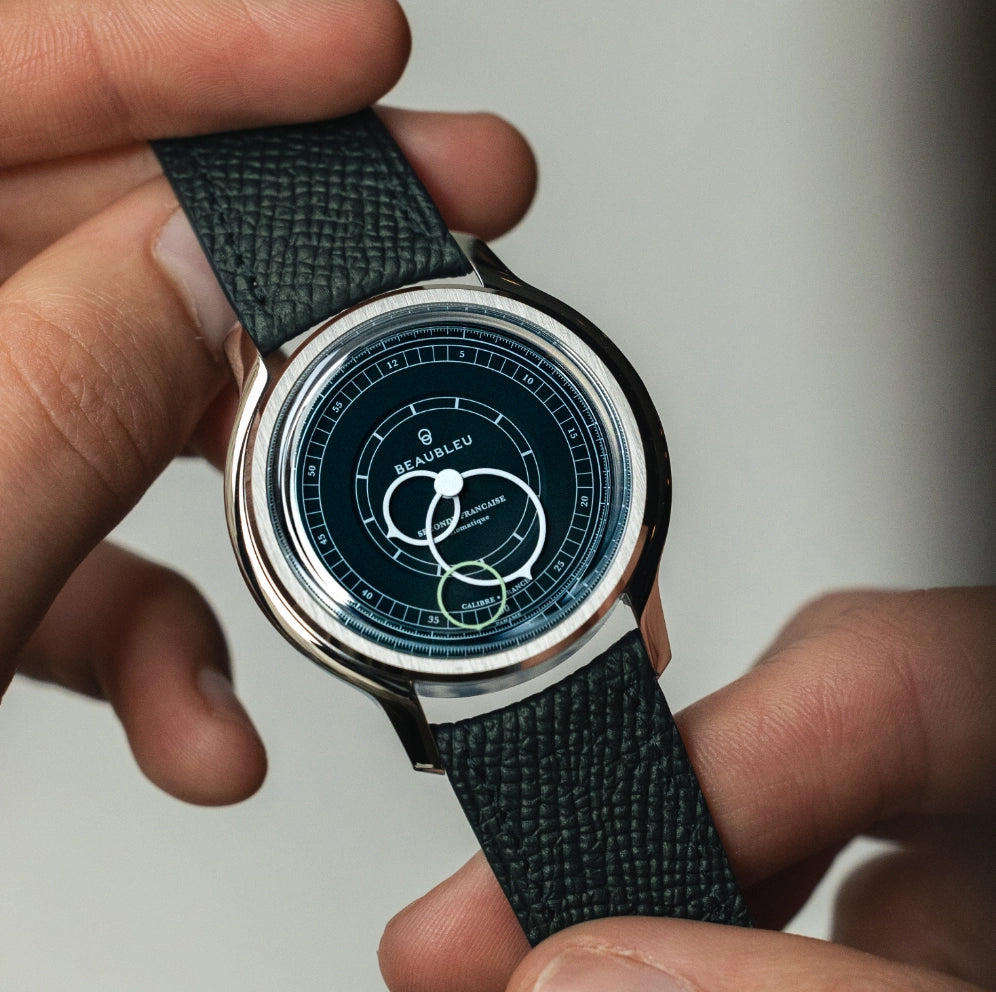Montre Seconde Française vert mains